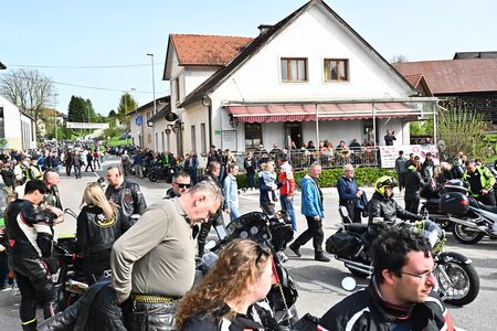 Vseslovenski blagoslov motoristov in motorjev v Mirni Peci 21042025 (84)